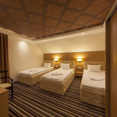 Allegria Hotel ألبا يوليا الغرفة الصورة