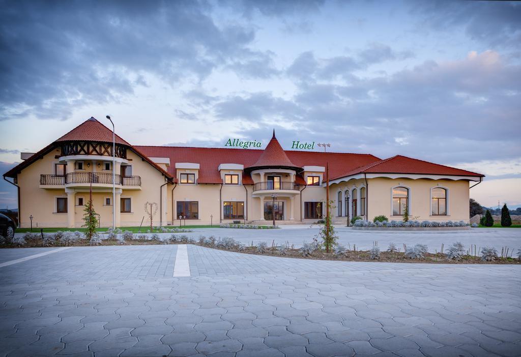 Allegria Hotel ألبا يوليا المظهر الخارجي الصورة