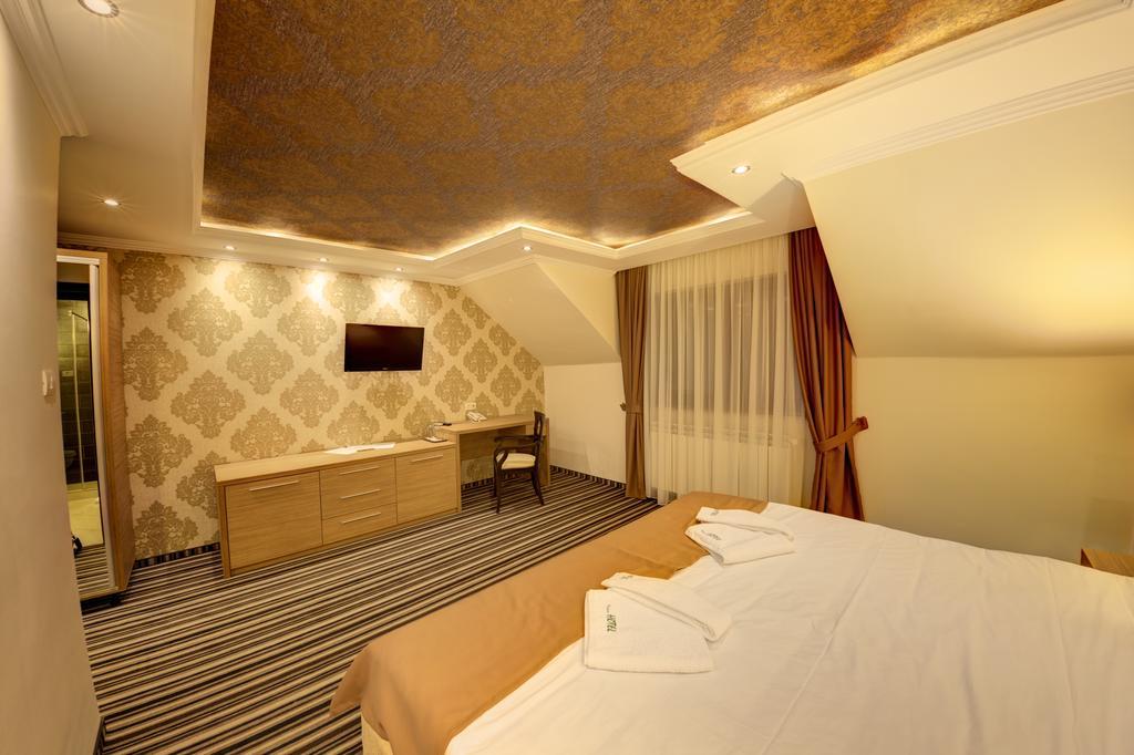 Allegria Hotel ألبا يوليا الغرفة الصورة